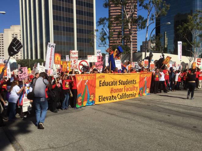 12239575_10153395663277830_616386939446425345_n